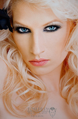 Model Jennifer
